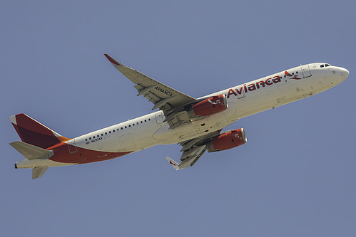 Avianca Airbus A321-200 N693AV at Los Angeles International Airport (KLAX/LAX)