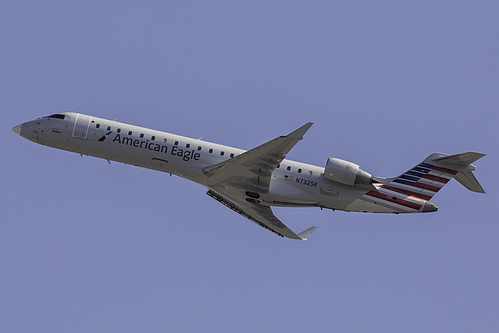 SkyWest Airlines Canadair CRJ-700 N732SK at Los Angeles International Airport (KLAX/LAX)