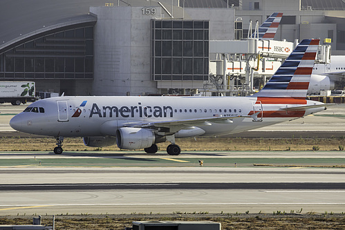 American Airlines Airbus A319-100 N758US at Los Angeles International Airport (KLAX/LAX)