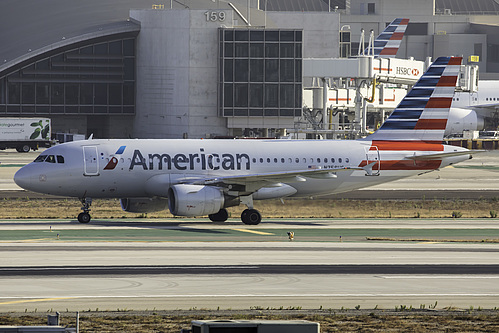 American Airlines Airbus A319-100 N758US at Los Angeles International Airport (KLAX/LAX) American Airlines Airbus A319-100 N758US at Los Angeles International Airport (KLAX/LAX)