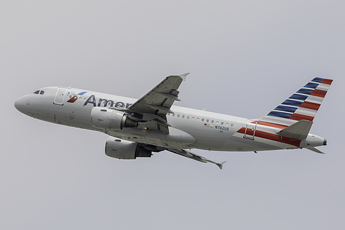 American Airlines Airbus A319-100 N762US at Los Angeles International Airport (KLAX/LAX)