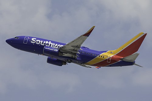 Southwest Airlines Boeing 737-700 N7718B at Los Angeles International Airport (KLAX/LAX) Southwest Airlines Boeing 737-700 N7718B at Los Angeles International Airport (KLAX/LAX)