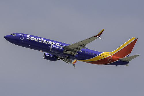 Southwest Airlines Boeing 737-800 N8682B at Los Angeles International Airport (KLAX/LAX) Southwest Airlines Boeing 737-800 N8682B at Los Angeles International Airport (KLAX/LAX)