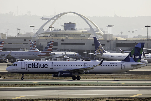 JetBlue Airways Airbus A321-200 N962JT at Los Angeles International Airport (KLAX/LAX)