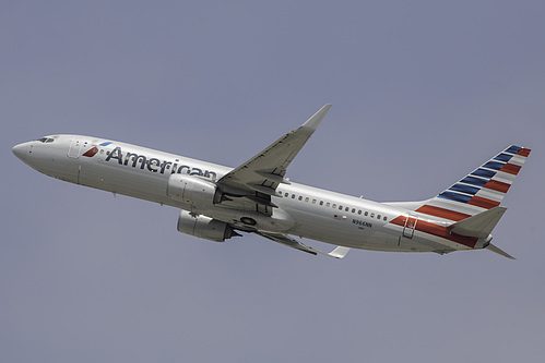 American Airlines Boeing 737-800 N966NN at Los Angeles International Airport (KLAX/LAX)