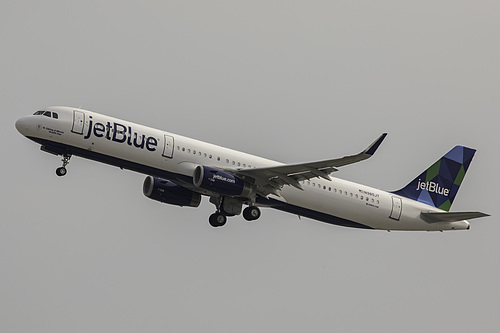 JetBlue Airways Airbus A321-200 N980JT at Los Angeles International Airport (KLAX/LAX)
