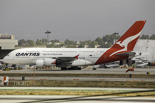 Qantas Airbus A380-800 VH-OQB at Los Angeles International Airport (KLAX/LAX)