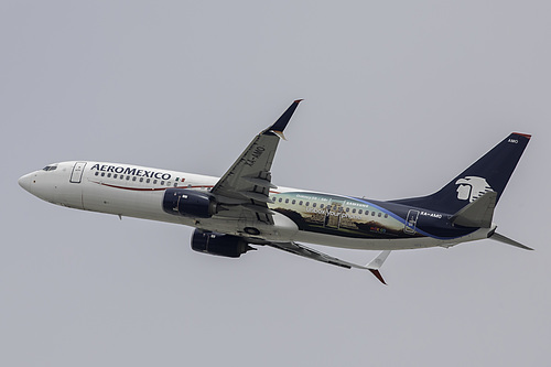 Aeroméxico Boeing 737-800 XA-AMO at Los Angeles International Airport (KLAX/LAX) Aeroméxico Boeing 737-800 XA-AMO at Los Angeles International Airport (KLAX/LAX)