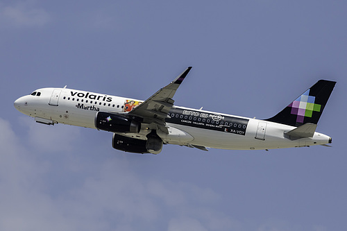 Volaris Airbus A320-200 XA-VOY at Los Angeles International Airport (KLAX/LAX)