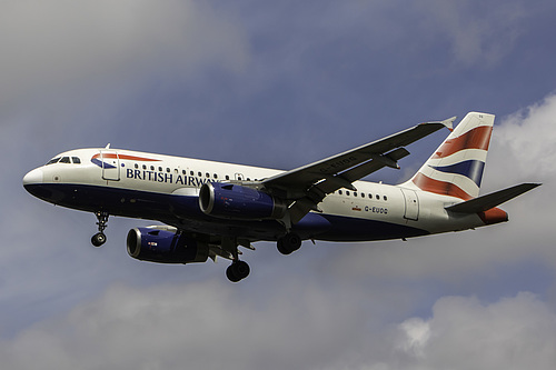 British Airways Airbus A319-100 G-EUOG at London Heathrow Airport (EGLL/LHR) British Airways Airbus A319-100 G-EUOG at London Heathrow Airport (EGLL/LHR)