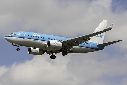 KLM Boeing 737-700 PH-BGQ at London Heathrow Airport (EGLL/LHR)