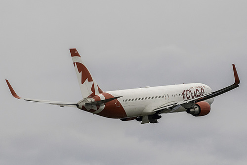 Air Canada Rouge Boeing 767-300ER C-GHLU at Orlando International Airport (KMCO/MCO) Air Canada Rouge Boeing 767-300ER C-GHLU at Orlando International Airport (KMCO/MCO)