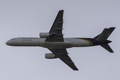 UPS Airlines Boeing 757-200F N467UP at Orlando International Airport (KMCO/MCO)