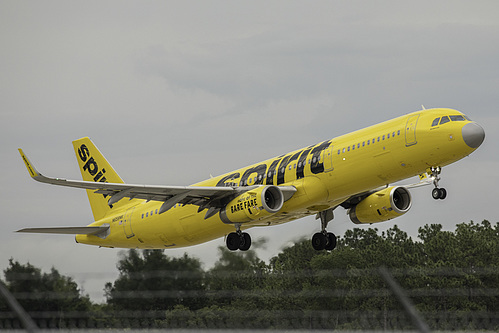 Spirit Airlines Airbus A321-200 N658NK at Orlando International Airport (KMCO/MCO)