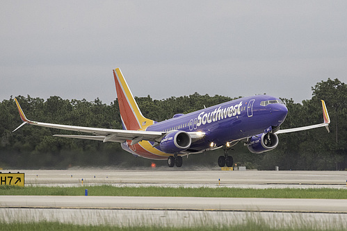 Southwest Airlines Boeing 737-800 N8653A at Orlando International Airport (KMCO/MCO)