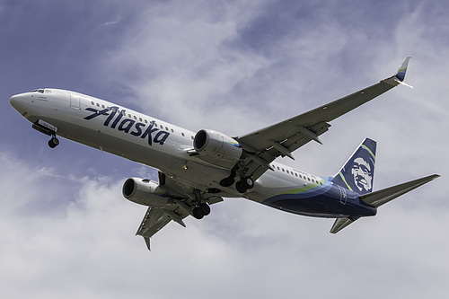 Alaska Airlines Boeing 737-900 N306AS at Seattle Tacoma International Airport (KSEA/SEA)