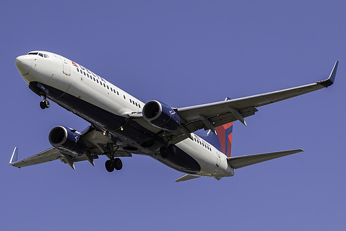 Delta Air Lines Boeing 737-800 N3746H at Seattle Tacoma International Airport (KSEA/SEA) Delta Air Lines Boeing 737-800 N3746H at Seattle Tacoma International Airport (KSEA/SEA)