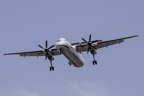 Horizon Air DHC Dash-8-400 N415QX at Seattle Tacoma International Airport (KSEA/SEA)