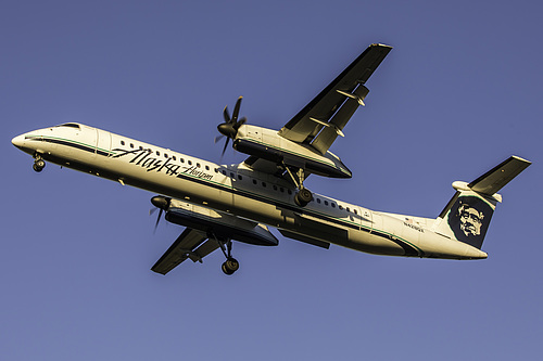 Horizon Air DHC Dash-8-400 N428QX at Seattle Tacoma International Airport (KSEA/SEA) Horizon Air DHC Dash-8-400 N428QX at Seattle Tacoma International Airport (KSEA/SEA)