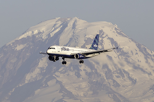 JetBlue Airways Airbus A320-200 N561JB at Seattle Tacoma International Airport (KSEA/SEA) JetBlue Airways Airbus A320-200 N561JB at Seattle Tacoma International Airport (KSEA/SEA)