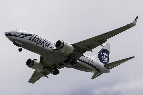 Alaska Airlines Boeing 737-700 N612AS at Seattle Tacoma International Airport (KSEA/SEA)