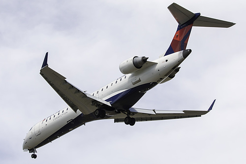 SkyWest Airlines Canadair CRJ-700 N765SK at Seattle Tacoma International Airport (KSEA/SEA)