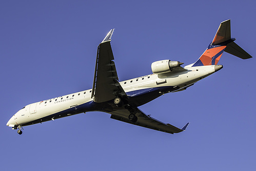 SkyWest Airlines Canadair CRJ-700 N765SK at Seattle Tacoma International Airport (KSEA/SEA)