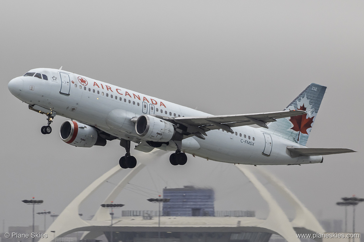 Air Canada Airbus A320-200 C-FMSX at Los Angeles International Airport (KLAX/LAX) Air Canada Airbus A320-200 C-FMSX at Los Angeles International Airport (KLAX/LAX)