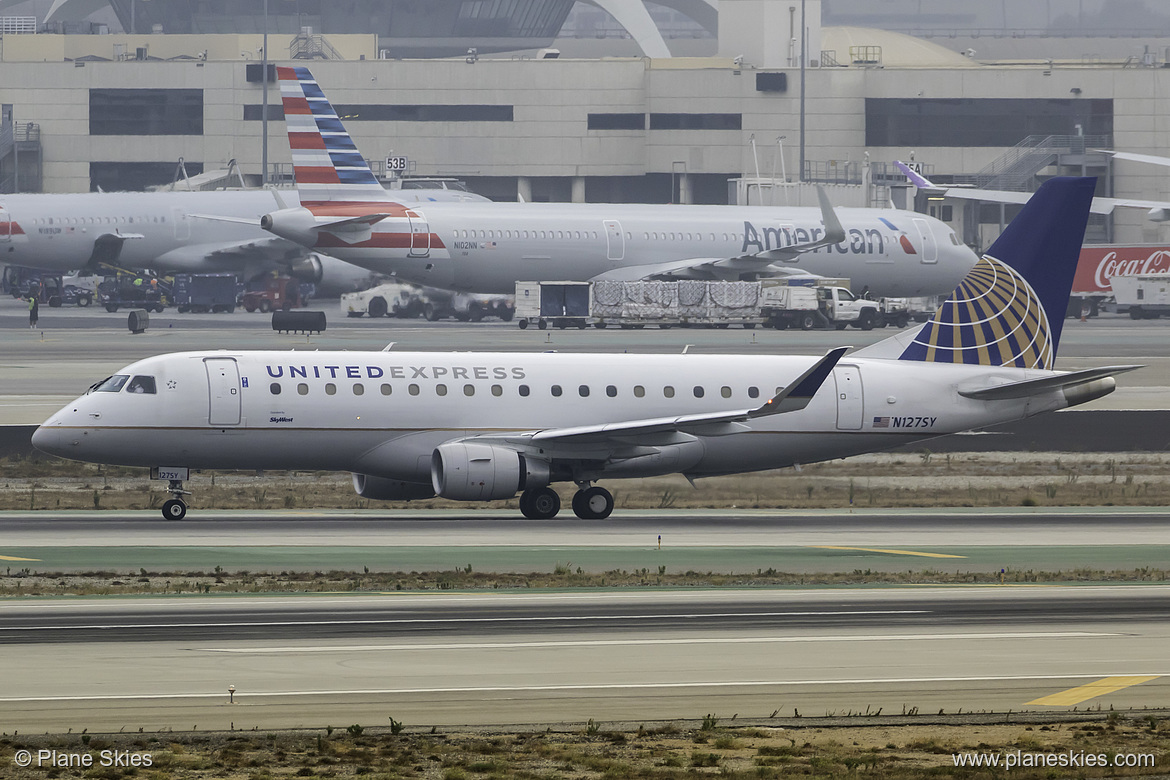SkyWest Airlines Embraer ERJ-175 N127SY at Los Angeles International Airport (KLAX/LAX) SkyWest Airlines Embraer ERJ-175 N127SY at Los Angeles International Airport (KLAX/LAX)