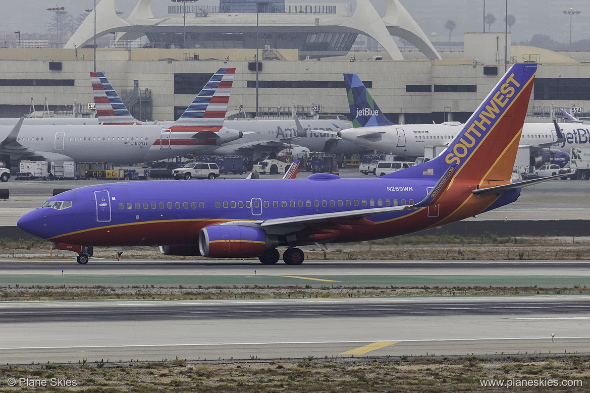Southwest Airlines Boeing 737-700 N269WN at Los Angeles International Airport (KLAX/LAX)
