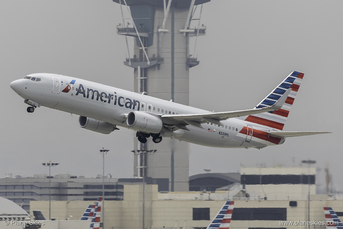 American Airlines Boeing 737-800 N339PL at Los Angeles International Airport (KLAX/LAX) American Airlines Boeing 737-800 N339PL at Los Angeles International Airport (KLAX/LAX)