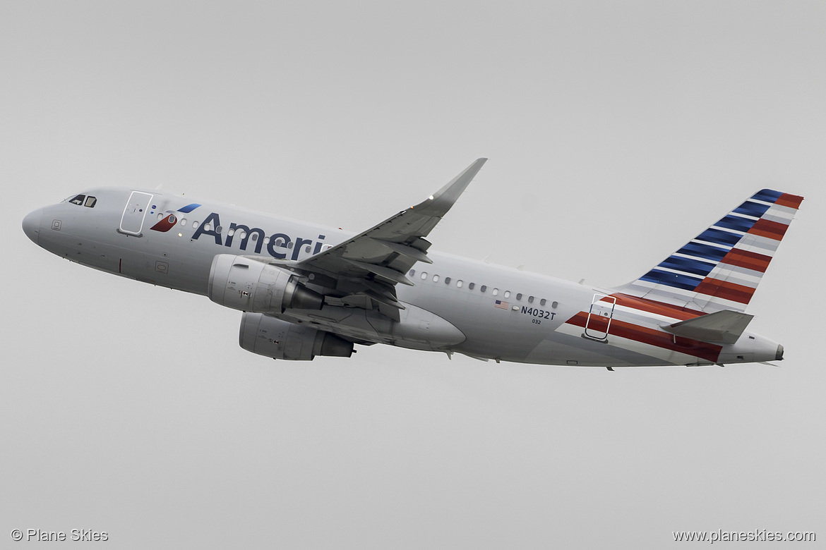 American Airlines Airbus A319-100 N4032T at Los Angeles International Airport (KLAX/LAX) American Airlines Airbus A319-100 N4032T at Los Angeles International Airport (KLAX/LAX)
