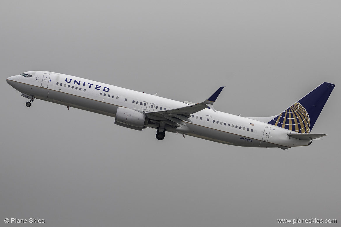 United Airlines Boeing 737-900ER N62883 at Los Angeles International Airport (KLAX/LAX)