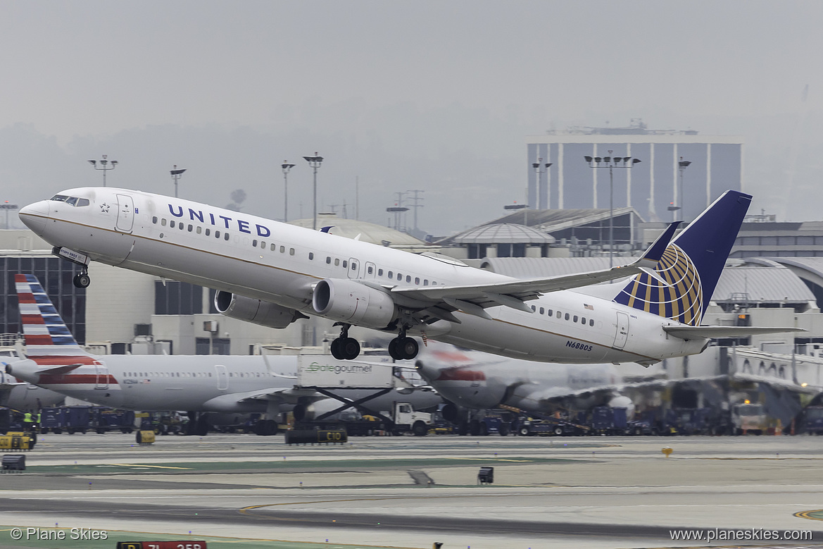 United Airlines Boeing 737-900ER N68805 at Los Angeles International Airport (KLAX/LAX) United Airlines Boeing 737-900ER N68805 at Los Angeles International Airport (KLAX/LAX)