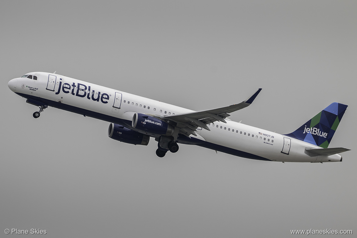 JetBlue Airways Airbus A321-200 N937JB at Los Angeles International Airport (KLAX/LAX) JetBlue Airways Airbus A321-200 N937JB at Los Angeles International Airport (KLAX/LAX)