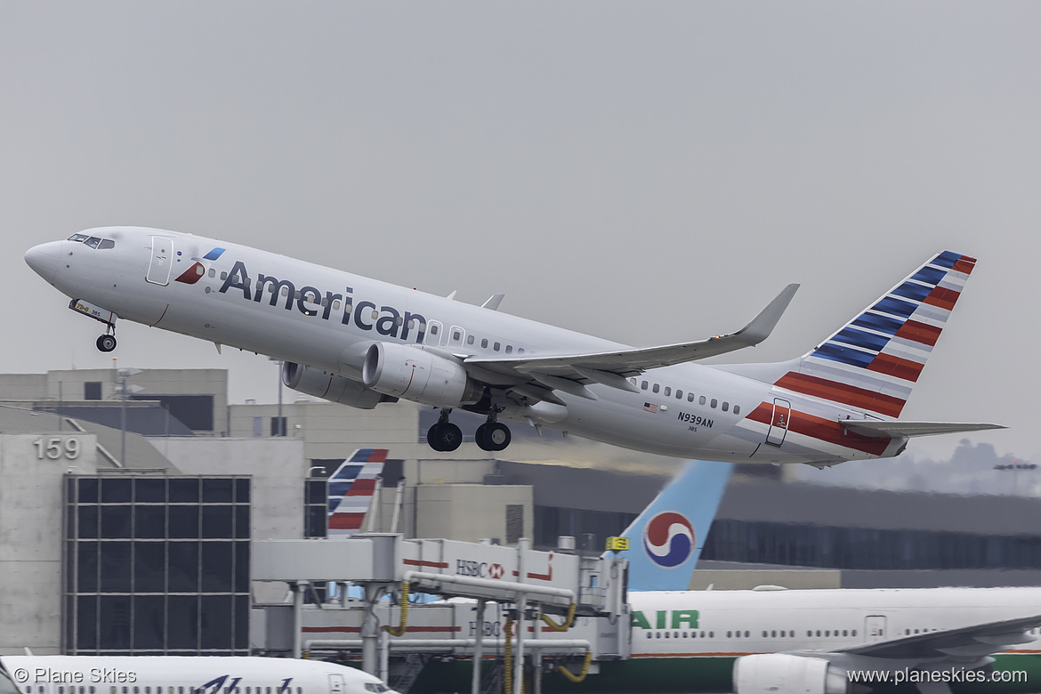 American Airlines Boeing 737-800 N939AN at Los Angeles International Airport (KLAX/LAX)