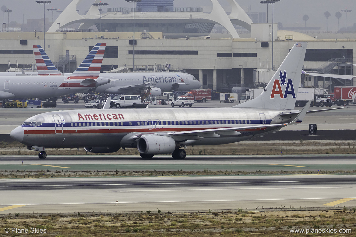 American Airlines Boeing 737-800 N950AN at Los Angeles International Airport (KLAX/LAX)