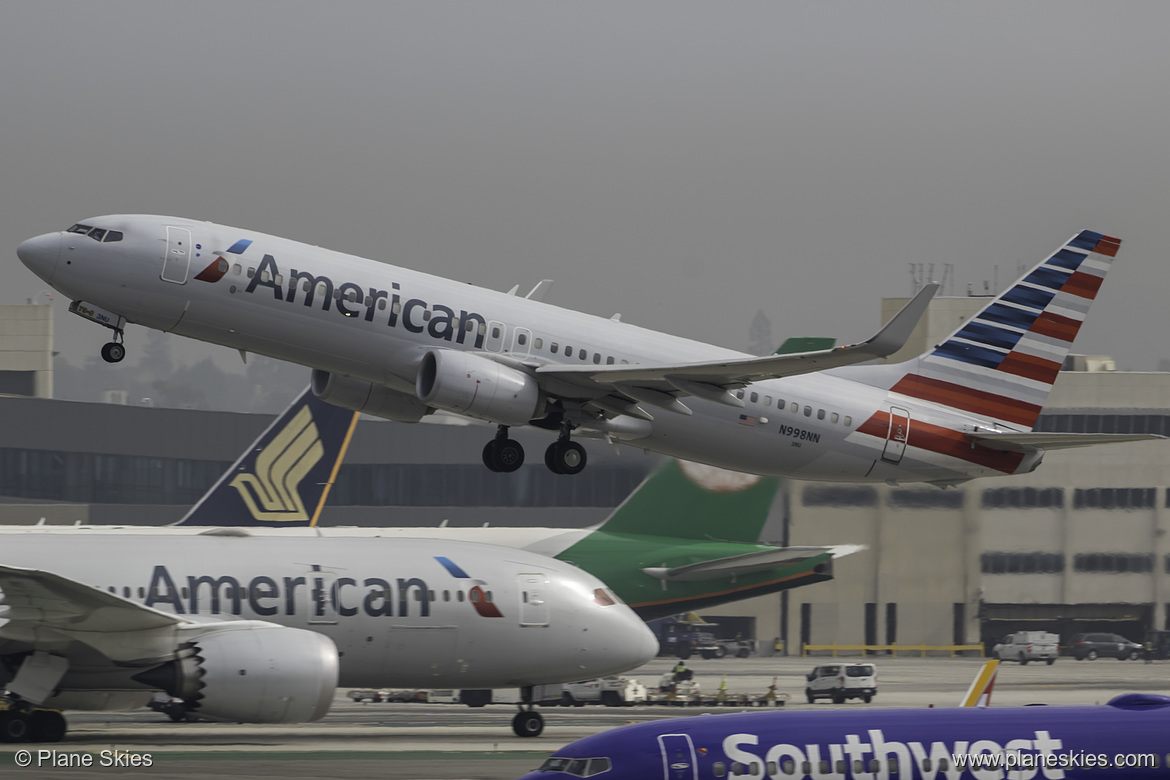American Airlines Boeing 737-800 N998NN at Los Angeles International Airport (KLAX/LAX)