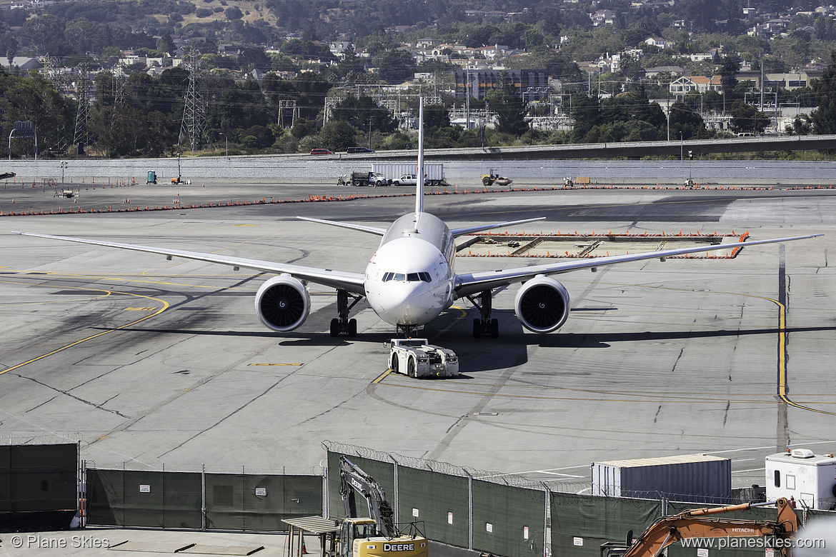 China Eastern Airlines Boeing 777-300ER B-7347 at San Francisco International Airport (KSFO/SFO) China Eastern Airlines Boeing 777-300ER B-7347 at San Francisco International Airport (KSFO/SFO)