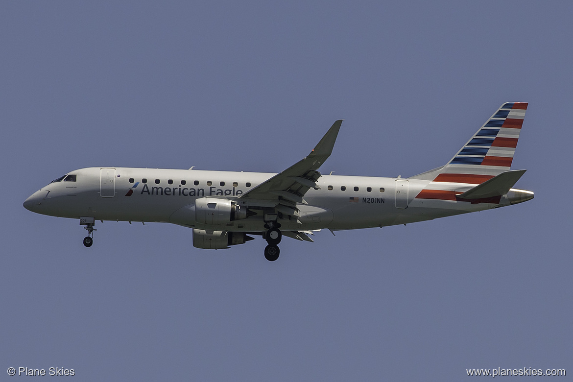 Compass Airlines Embraer ERJ-175 N201NN at San Francisco International Airport (KSFO/SFO)