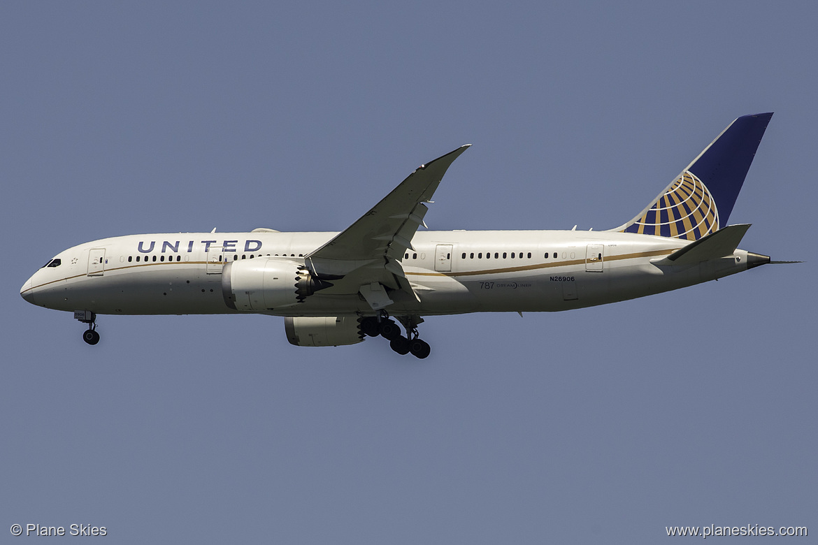 United Airlines Boeing 787-8 N26906 at San Francisco International Airport (KSFO/SFO) United Airlines Boeing 787-8 N26906 at San Francisco International Airport (KSFO/SFO)
