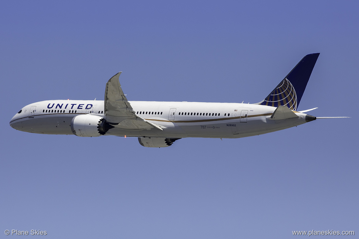 United Airlines Boeing 787-9 N26952 at San Francisco International Airport (KSFO/SFO)