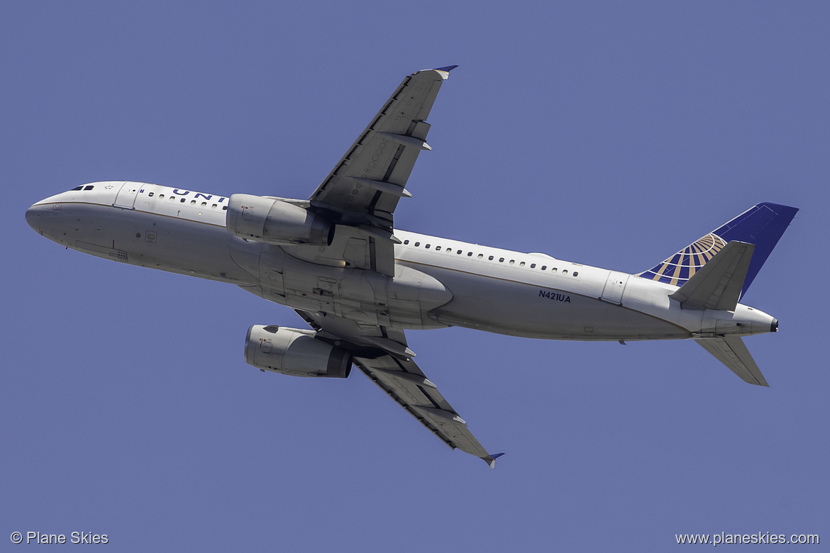United Airlines Airbus A320-200 N421UA at San Francisco International Airport (KSFO/SFO) United Airlines Airbus A320-200 N421UA at San Francisco International Airport (KSFO/SFO)