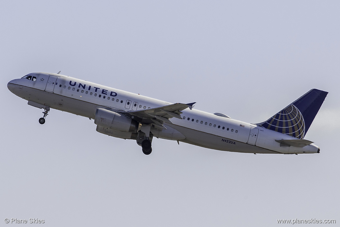 United Airlines Airbus A320-200 N422UA at San Francisco International Airport (KSFO/SFO) United Airlines Airbus A320-200 N422UA at San Francisco International Airport (KSFO/SFO)