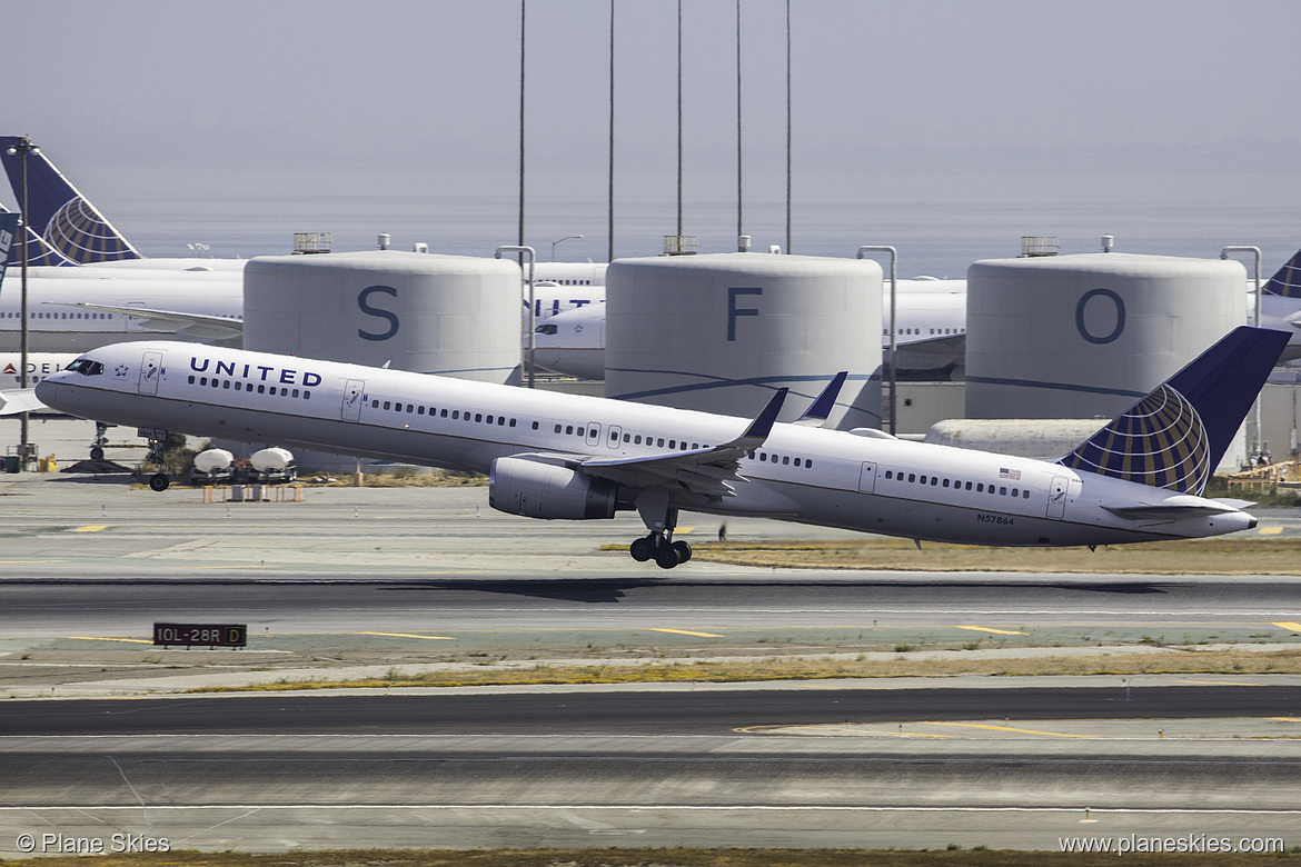 United Airlines Boeing 757-300 N57864 at San Francisco International Airport (KSFO/SFO) United Airlines Boeing 757-300 N57864 at San Francisco International Airport (KSFO/SFO)