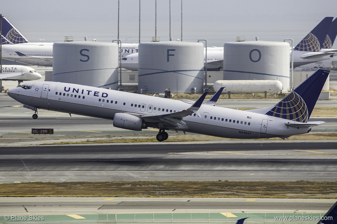 United Airlines Boeing 737-900ER N69847 at San Francisco International Airport (KSFO/SFO) United Airlines Boeing 737-900ER N69847 at San Francisco International Airport (KSFO/SFO)