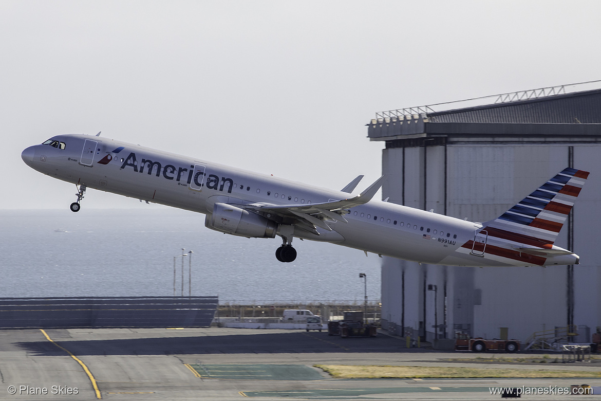 American Airlines Airbus A321-200 N991AU at San Francisco International Airport (KSFO/SFO)