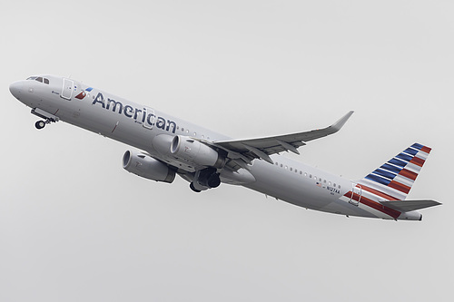 American Airlines Airbus A321-200 N127AA at Los Angeles International Airport (KLAX/LAX)