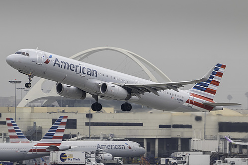 American Airlines Airbus A321-200 N128AN at Los Angeles International Airport (KLAX/LAX)