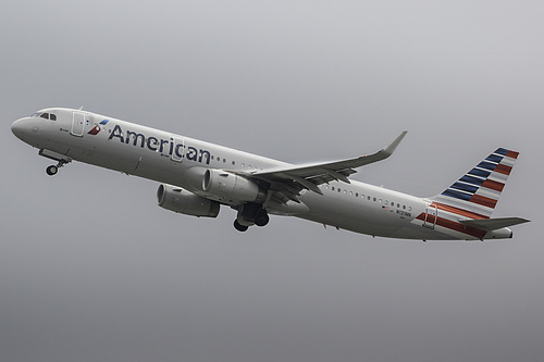 American Airlines Airbus A321-200 N131NN at Los Angeles International Airport (KLAX/LAX) American Airlines Airbus A321-200 N131NN at Los Angeles International Airport (KLAX/LAX)